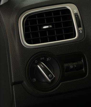 Volkswagen Polo V Рестайлинг с пробегом 2016 года, цена 1 000 000 рублей, 169587 км, седан, Автокод Объявления