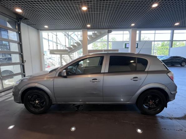 Opel Astra H с пробегом 2006 года, цена 375 000 рублей, 246142 км, хэтчбек, Автокод Объявления