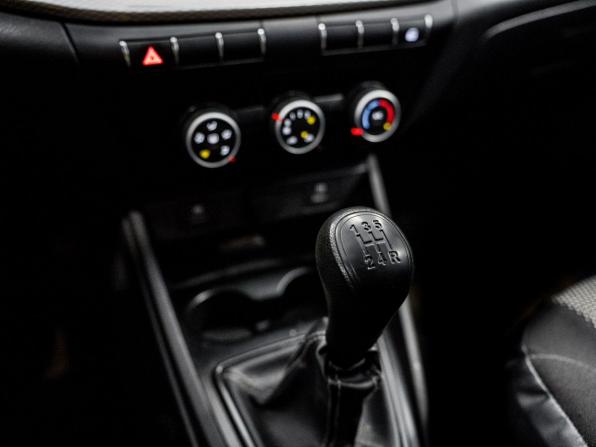 Lada (ВАЗ) Vesta I Рестайлинг (NG) с пробегом 2023 года, цена 995 000 рублей, 50998 км, седан, Автокод Объявления