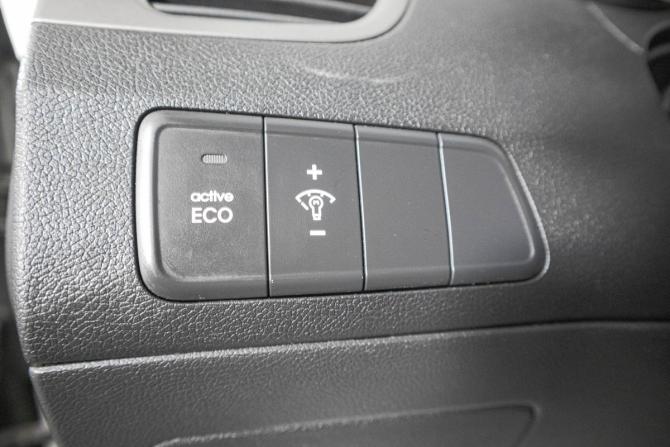 Hyundai Avante V с пробегом 2011 года, цена 1 099 000 рублей, 194000 км, седан, Автокод Объявления
