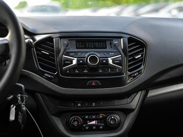 Lada (ВАЗ) Vesta I с пробегом 2018 года, цена 761 000 рублей, 176682 км, универсал, Автокод Объявления