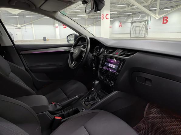 Skoda Octavia III (A7) Рестайлинг с пробегом 2018 года, цена 2 130 000 рублей, 148630 км, лифтбек, Автокод Объявления