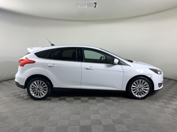 Ford Focus III Рестайлинг с пробегом 2018 года, цена 850 000 рублей, 263483 км, седан, Автокод Объявления