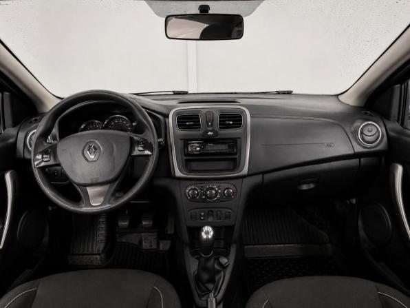 Renault Sandero II с пробегом 2016 года, цена 685 000 рублей, 157053 км, хэтчбек, Автокод Объявления