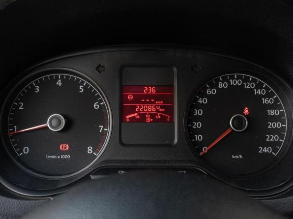 Volkswagen Polo V с пробегом 2012 года, цена 750 000 рублей, 220864 км, седан, Автокод Объявления