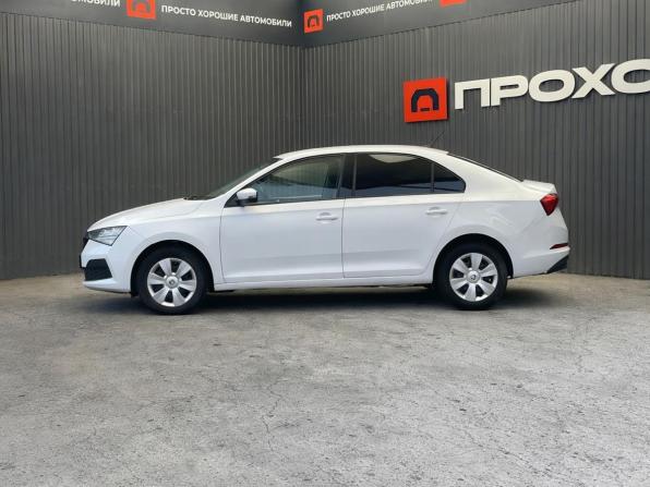 Skoda Rapid II с пробегом 2021 года, цена 1 297 000 рублей, 88028 км, лифтбек, Автокод Объявления