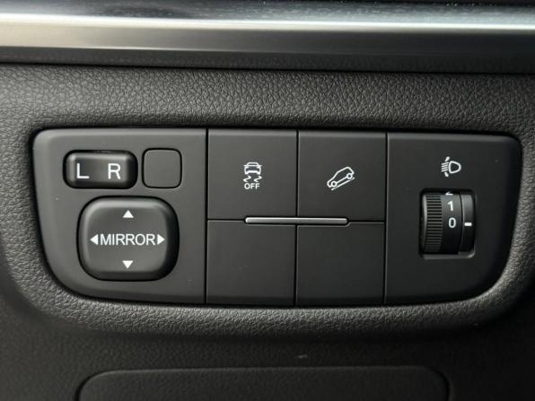 Dongfeng Fengon 500 с пробегом 2024 года, цена 1 460 000 рублей, 27387 км, внедорожник, Автокод Объявления