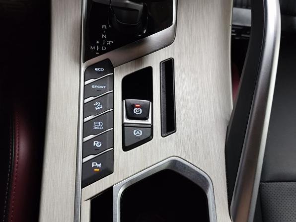 Geely Coolray I с пробегом 2023 года, цена 1 789 000 рублей, 34602 км, внедорожник, Автокод Объявления