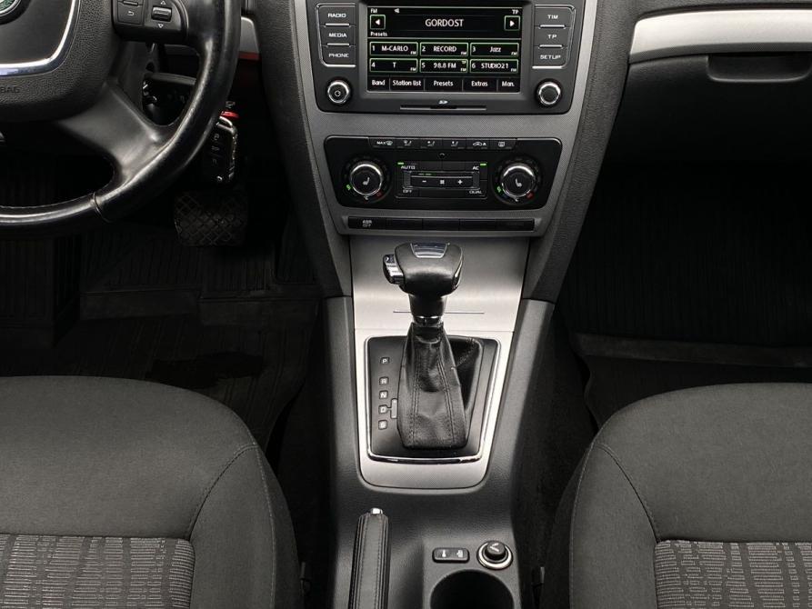 Skoda Octavia II (A5) Рестайлинг Москва  - изображение 13
