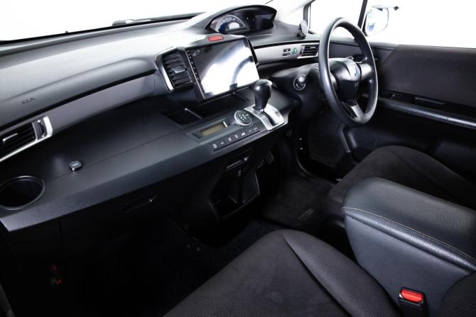 Honda Freed I с пробегом 2011 года, цена 1 229 000 рублей, 150700 км, компактвэн, Автокод Объявления