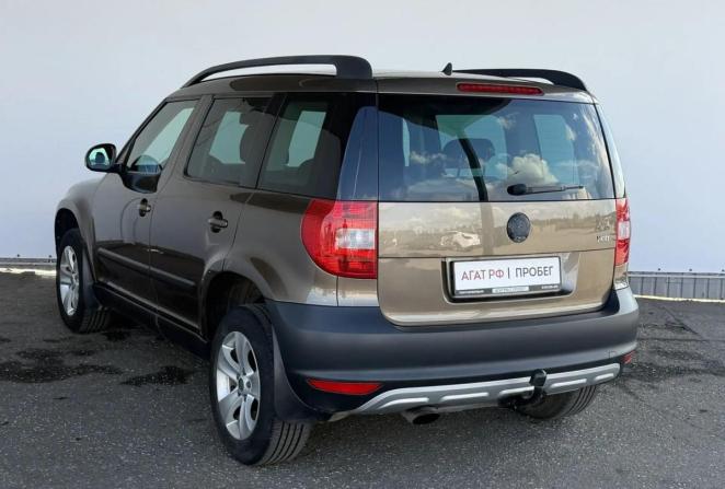 Skoda Yeti I с пробегом 2012 года, цена 695 000 рублей, 96401 км, внедорожник, Автокод Объявления