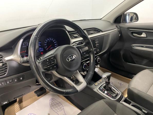 Kia Rio IV Рестайлинг с пробегом 2021 года, цена 1 459 000 рублей, 131272 км, седан, Автокод Объявления