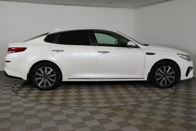 Kia Optima IV Рестайлинг с пробегом 2019 года, цена 2 299 990 рублей, 63127 км, седан, Автокод Объявления