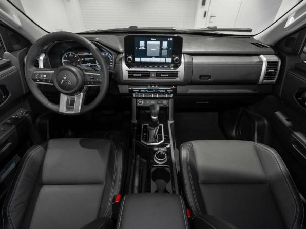 Mitsubishi L200 VI с пробегом 2025 года, цена 5 300 000 рублей, 50 км, пикап, Автокод Объявления