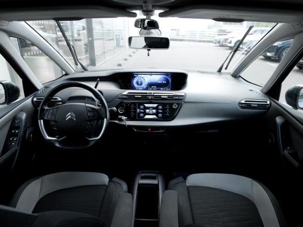 Citroen C4 Picasso II с пробегом 2016 года, цена 979 000 рублей, 141102 км, компактвэн, Автокод Объявления