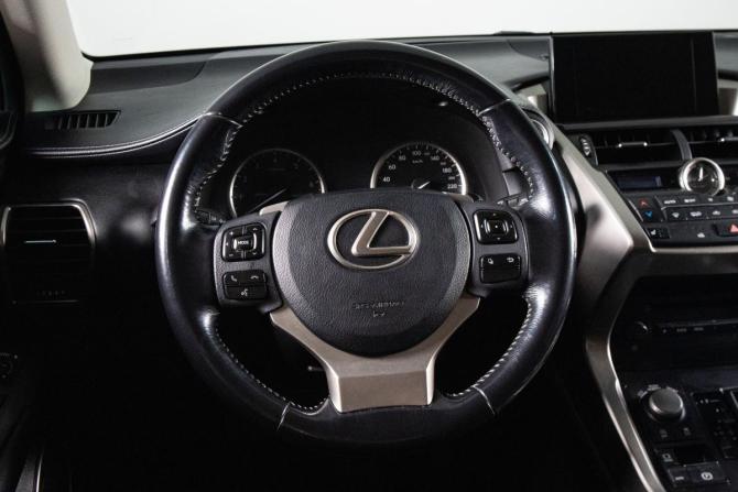 Lexus NX I с пробегом 2015 года, цена 2 379 000 рублей, 187000 км, внедорожник, Автокод Объявления
