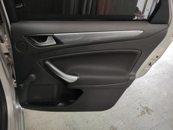 Ford Mondeo IV Рестайлинг с пробегом 2011 года, цена 667 000 рублей, 186277 км, седан, Автокод Объявления