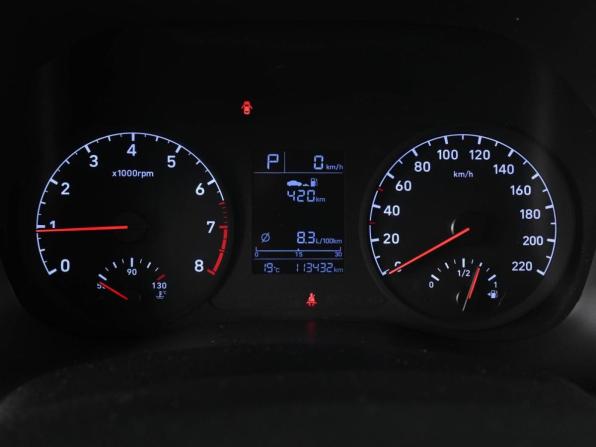 Hyundai Solaris II с пробегом 2017 года, цена 1 389 000 рублей, 113432 км, седан, Автокод Объявления