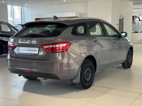 Lada (ВАЗ) Vesta I с пробегом 2018 года, цена 967 000 рублей, 66211 км, универсал, Автокод Объявления