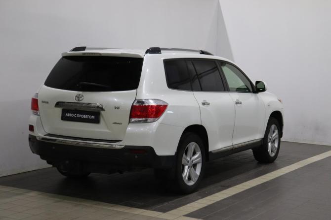 Toyota Highlander II (XU40) Рестайлинг с пробегом 2013 года, цена 1 976 000 рублей, 186924 км, внедорожник, Автокод Объявления