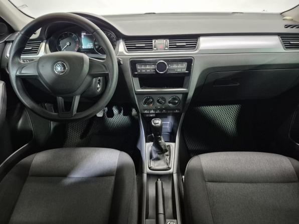 Skoda Rapid I с пробегом 2016 года, цена 990 000 рублей, 109310 км, лифтбек, Автокод Объявления