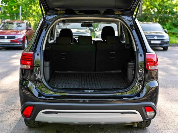 Mitsubishi Outlander III Рестайлинг 3 с пробегом 2021 года, цена 2 410 000 рублей, 71082 км, внедорожник, Автокод Объявления