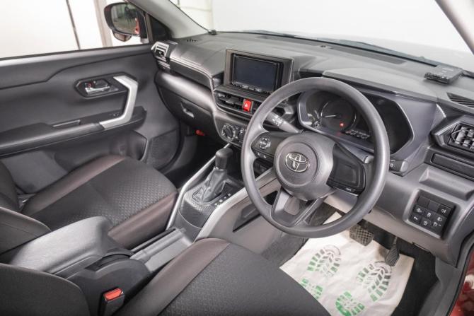 Toyota Raize I с пробегом 2022 года, цена 1 899 000 рублей, 47500 км, внедорожник, Автокод Объявления