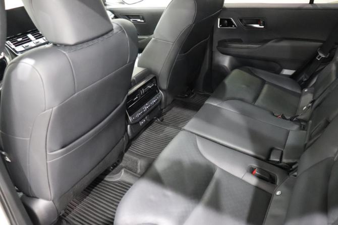 Toyota Land Cruiser 300 Series с пробегом 2021 года, цена 9 885 000 рублей, 82459 км, внедорожник, Автокод Объявления