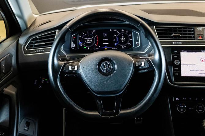 Volkswagen Tiguan II с пробегом 2018 года, цена 2 499 000 рублей, 201219 км, внедорожник, Автокод Объявления