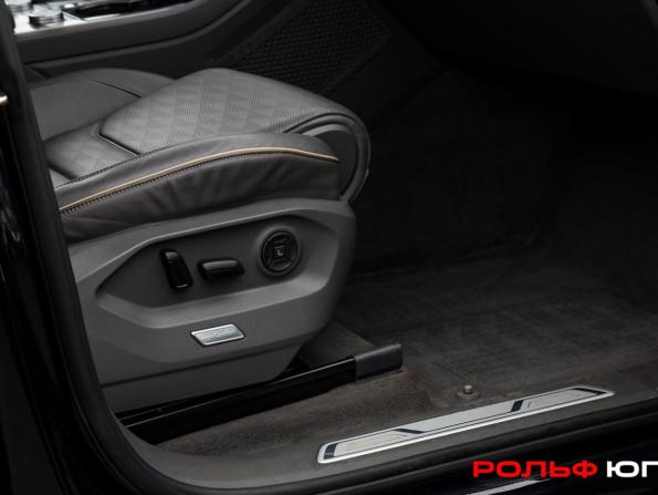 Volkswagen Touareg III с пробегом 2019 года, цена 5 498 000 рублей, 36723 км, внедорожник, Автокод Объявления
