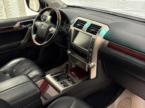 Lexus GX II с пробегом 2010 года, цена 3 850 000 рублей, 266000 км, внедорожник, Автокод Объявления
