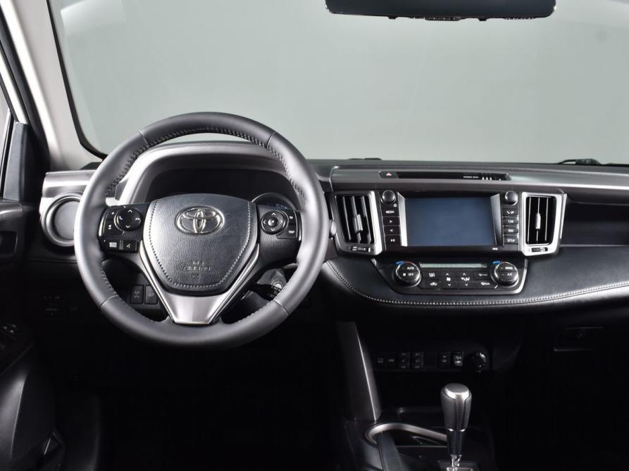 Toyota RAV4 IV (XA40) Рестайлинг Кемерово  - изображение 8