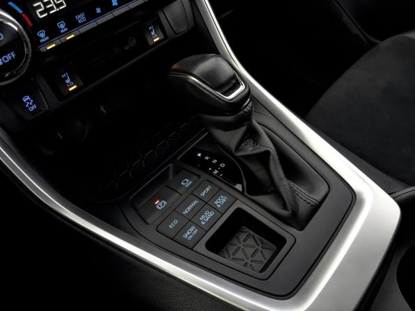 Toyota RAV4 V (XA50) с пробегом 2021 года, цена 3 250 000 рублей, 108997 км, внедорожник, Автокод Объявления