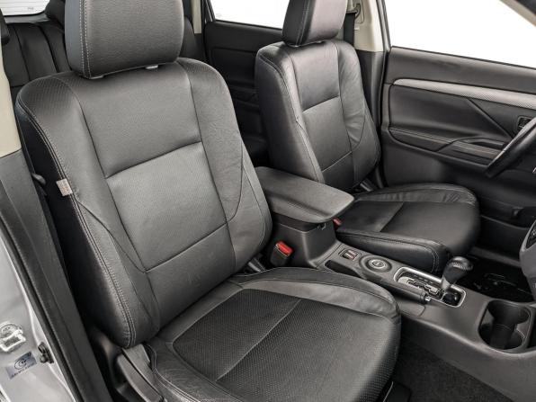 Mitsubishi Outlander III с пробегом 2014 года, цена 2 400 000 рублей, 43000 км, внедорожник, Автокод Объявления