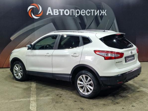 Nissan Qashqai II с пробегом 2014 года, цена 1 220 000 рублей, 180275 км, внедорожник, Автокод Объявления