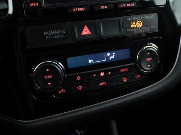 Mitsubishi Outlander III Рестайлинг с пробегом 2014 года, цена 1 649 099 рублей, 132593 км, внедорожник, Автокод Объявления
