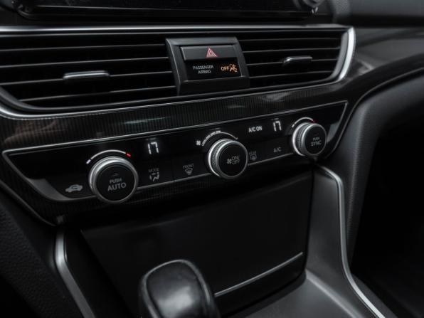 Honda Accord X с пробегом 2018 года, цена 1 875 000 рублей, 118835 км, седан, Автокод Объявления