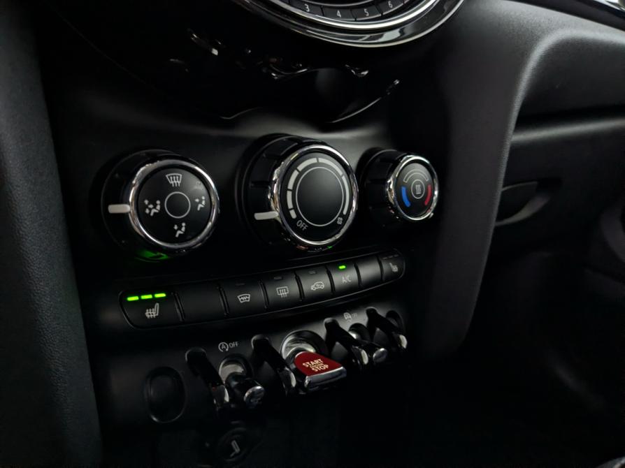 Mini Hatch III (F55/F56) Рестайлинг Москва  - изображение 15