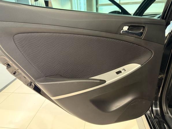 Hyundai Solaris I с пробегом 2013 года, цена 839 000 рублей, 162000 км, седан, Автокод Объявления