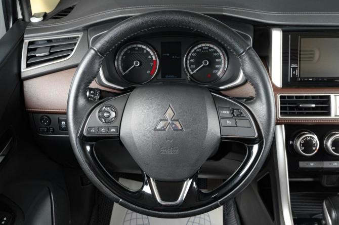 Mitsubishi Xpander I с пробегом 2022 года, цена 2 159 000 рублей, 54501 км, внедорожник, Автокод Объявления
