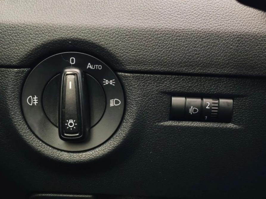 Skoda Octavia III (A7) Санкт-Петербург  - изображение 15