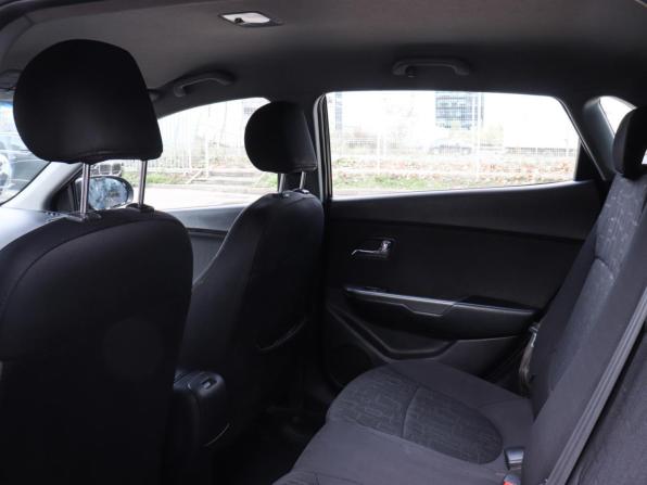 Kia Rio III с пробегом 2012 года, цена 830 000 рублей, 183004 км, хэтчбек, Автокод Объявления
