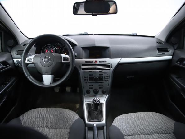 Opel Astra H Рестайлинг с пробегом 2012 года, цена 540 000 рублей, 226755 км, седан, Автокод Объявления