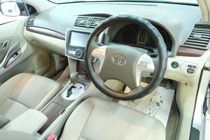 Toyota Premio II (T26) Рестайлинг с пробегом 2012 года, цена 1 599 000 рублей, 38500 км, седан, Автокод Объявления