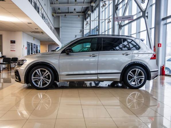 Volkswagen Tiguan II с пробегом 2018 года, цена 2 847 000 рублей, 168191 км, внедорожник, Автокод Объявления