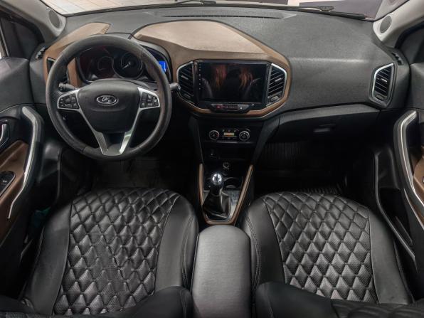 Lada (ВАЗ) XRAY I с пробегом 2018 года, цена 899 900 рублей, 93000 км, хэтчбек, Автокод Объявления