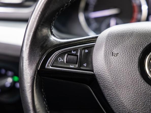 Skoda Superb III с пробегом 2016 года, цена 1 798 000 рублей, 184914 км, лифтбек, Автокод Объявления