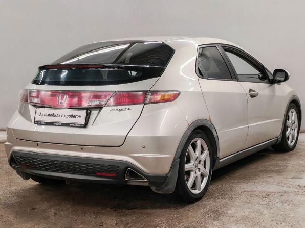 Honda Civic VIII с пробегом 2008 года, цена 519 000 рублей, 410252 км, хэтчбек, Автокод Объявления
