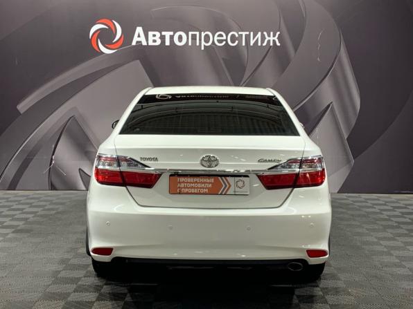 Toyota Camry VII (XV50) Рестайлинг с пробегом 2015 года, цена 1 620 000 рублей, 224659 км, седан, Автокод Объявления