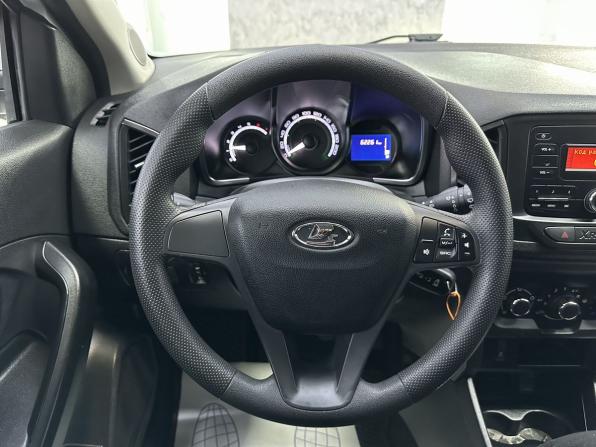 Lada (ВАЗ) XRAY I с пробегом 2018 года, цена 899 000 рублей, 62261 км, хэтчбек, Автокод Объявления